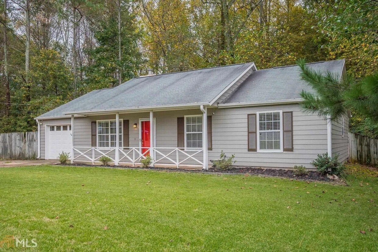 Photo - 702 River Rock Psge (Woodstock, GA)