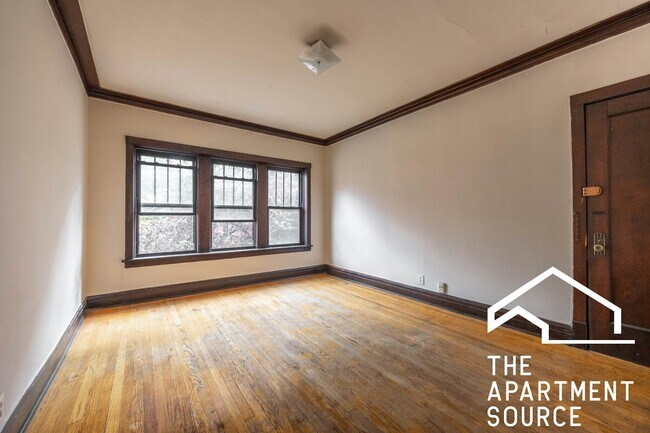 Photo - 2520 N Kedzie Blvd Unidad 2