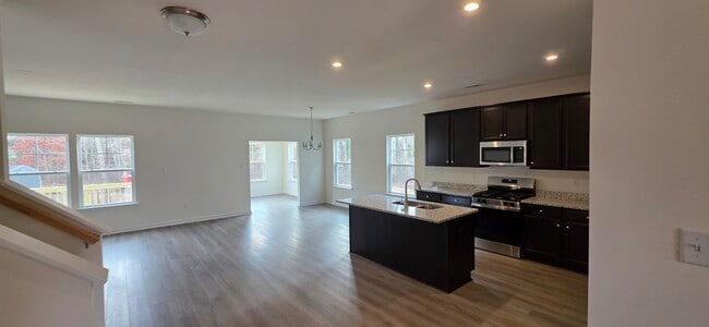 Photo - 3829 Kinalin Ln