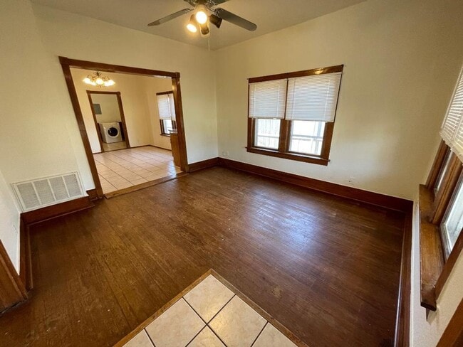 Photo - ADORABLE 2 BEDROOM 1 BATHROOM HOUSE IN CENTRAL NORMAN