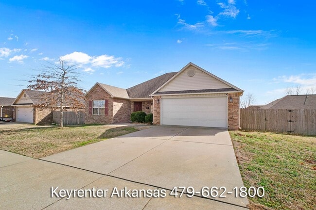 Photo - Move-In Ready 4 Bedroom with Gorgeous Natural Light & Spacious Yard in Centerton