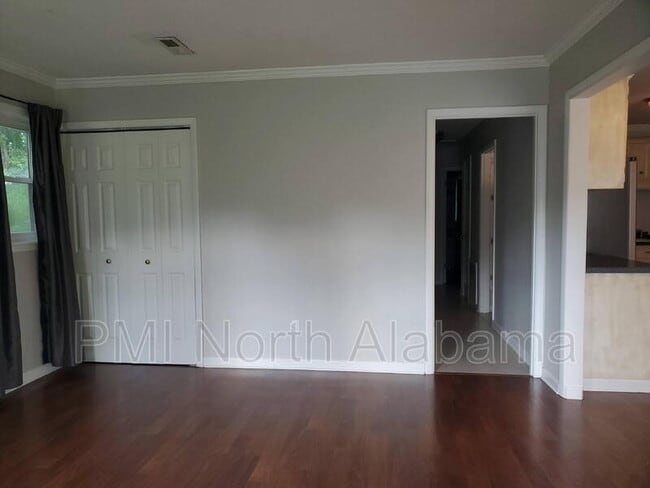 Photo - 2248 Norwood Dr NW