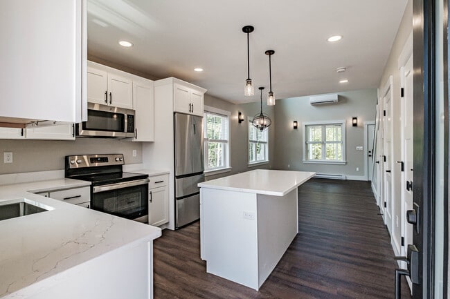 Photo - 11 Sunshine Cir