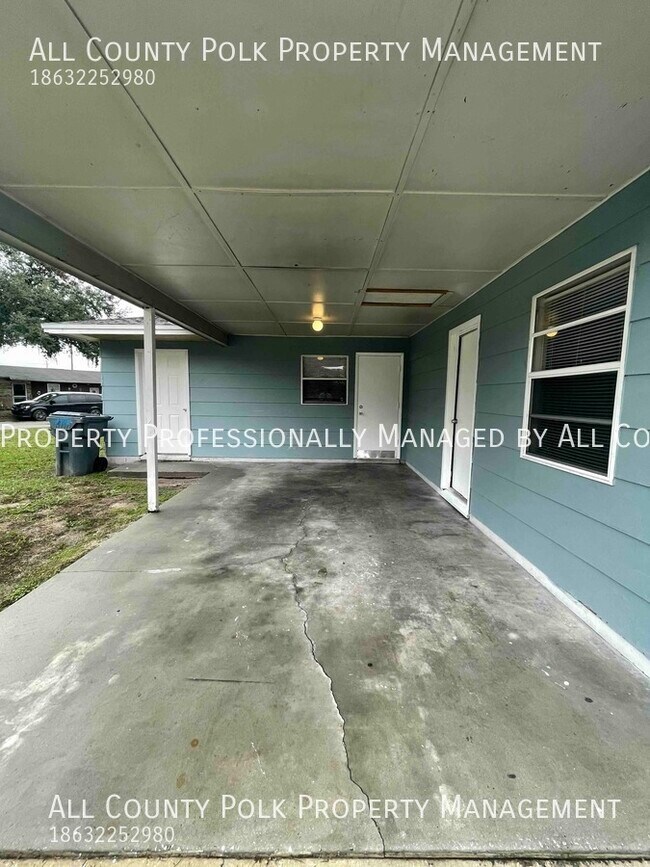 Photo - Great 2 Bedroom Duplex in North Lakeland!