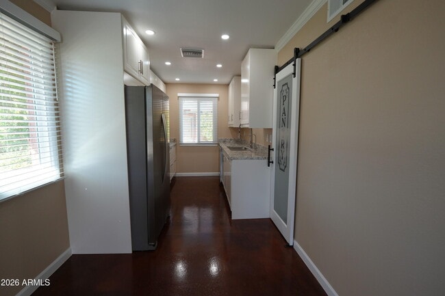 Photo - 6045 N 79th St