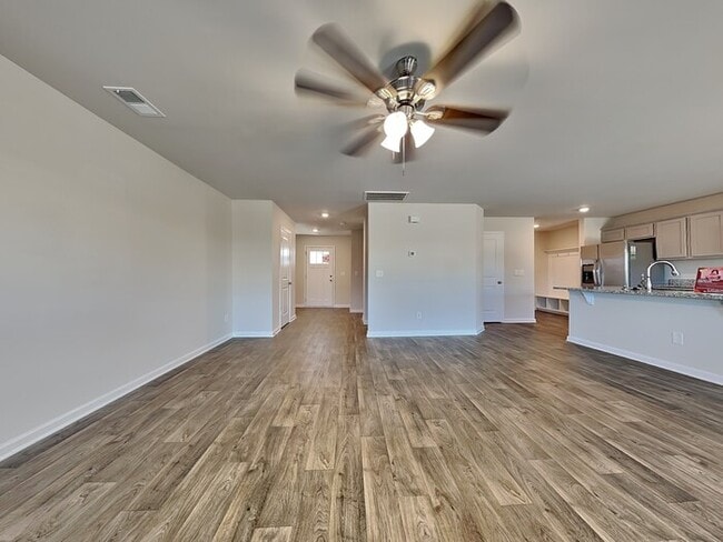 Photo - 24 Blue Fescue Way