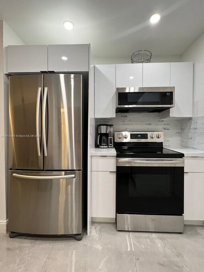 Photo - 7303 NW 57th Dr