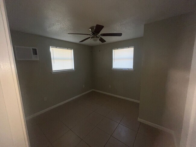 Photo - 3025-3027Lauss Unidad 3027