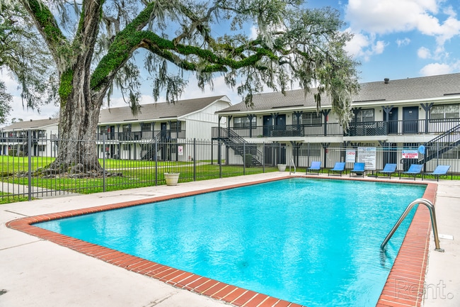 Canterbury House Apartments