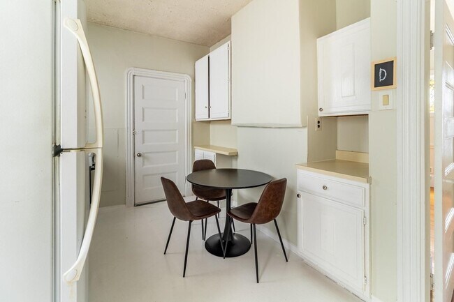 Photo - 787 Columbia Rd Unidad 1