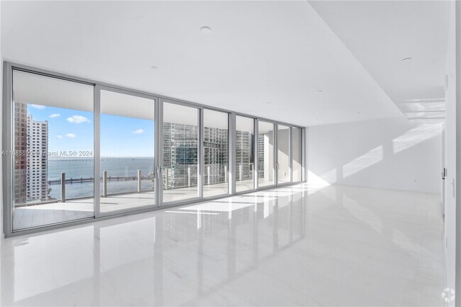 Building Photo - 300 Biscayne Blvd Way Unit 1802 Rental