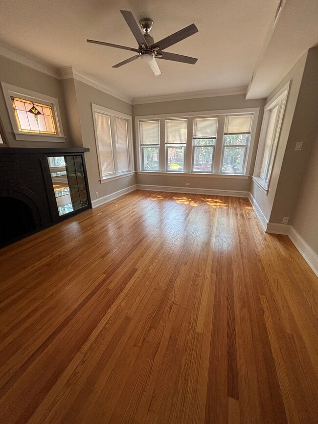 Photo - 6441 N Seeley Ave Unit 1