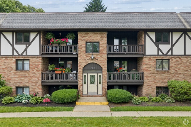 Carriage Hill Apartments: A 55 and Better Community