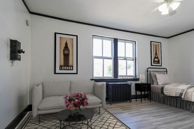 Photo - The Morrison