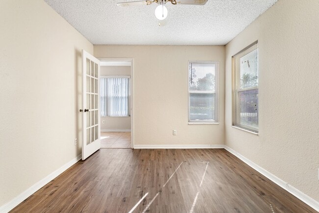 Photo - Venetian Place - 612 Unidad VP 612