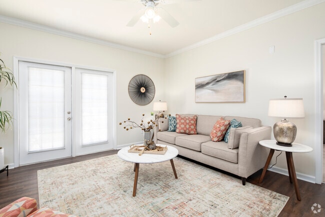 2BR, 2BA, 1,212SF - Livingroom - Emerald Ridge