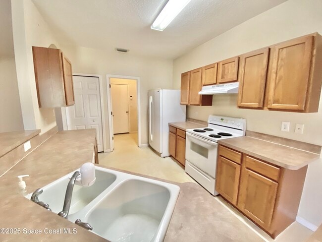 Photo - 622 Marian Ct