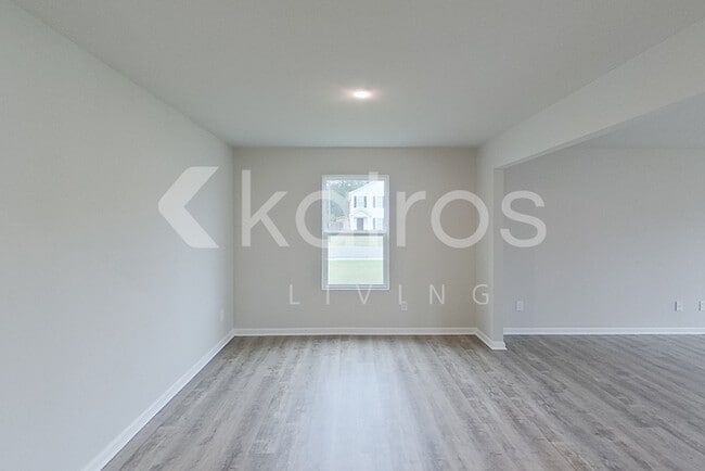 Photo - 113 Martin Mill Trail