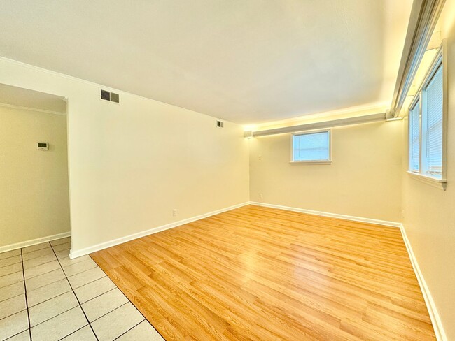 Photo - 2 Bedroom in Lindley Park close to UNCG