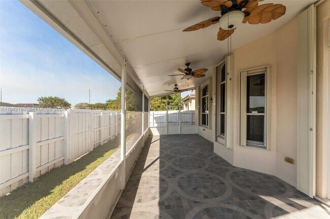 Photo - 1856 NE 3rd Dr
