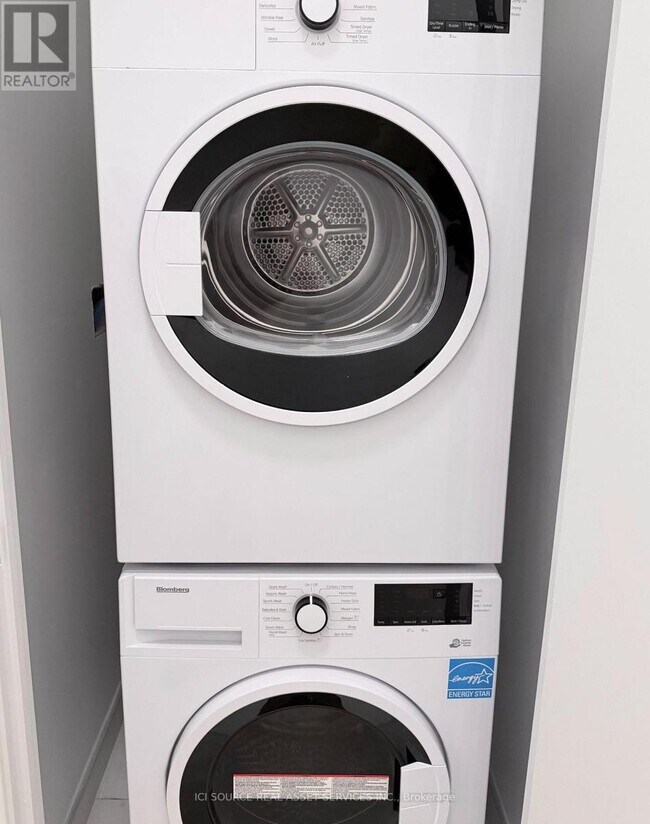 Photo - 3900 Confederation Pkwy Unit 5501