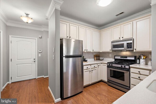 Photo - 6100 Lydia Hollow Dr