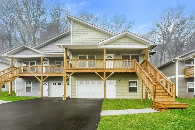 Building Photo - 528 Sycamore Br Rd Rental