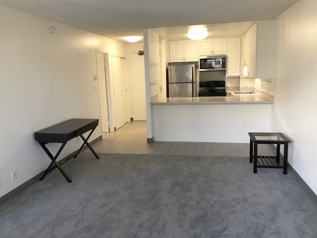 Building Photo - 1255 Nuuanu Ave