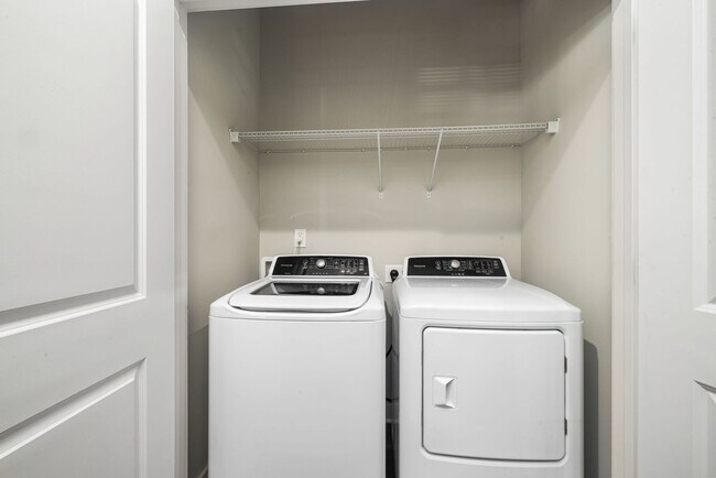 Element Barclay Station apartments — community photo