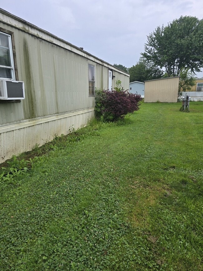 Photo - 350 Sandy Brook Dr