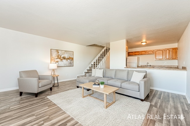 Building Photo - 3210 W Longfellow Pl Unit B Rental