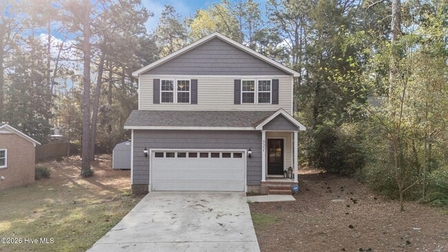 Photo - 521 N Hale St