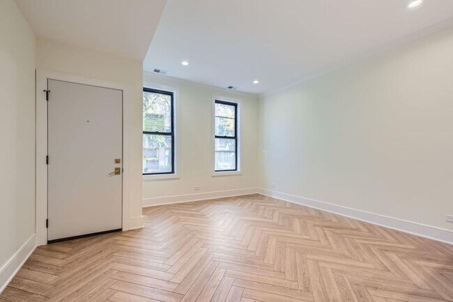 Photo - 3 bedroom in Chicago IL 60647 Unidad 1