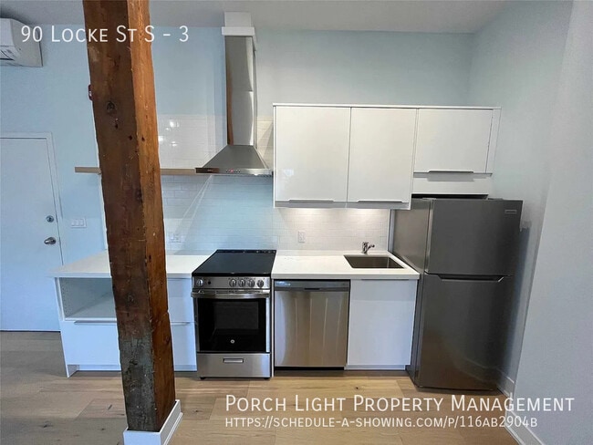Building Photo - Locke St S Main Floor Private Laundry, Parking and AC Unit 3