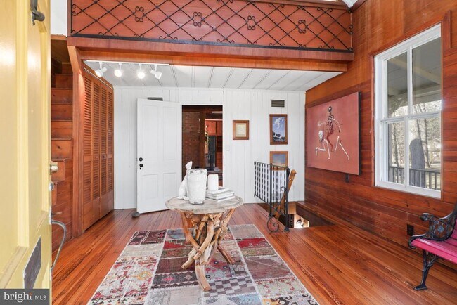 Photo - 206 Grove Ave