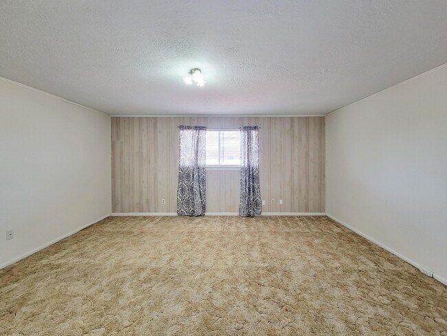 Photo - 1815 Country Village Blvd