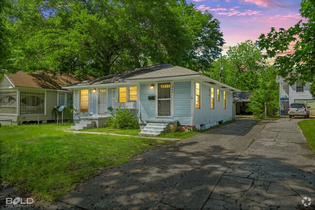 Building Photo - 134 E Herndon St Unit A Rental