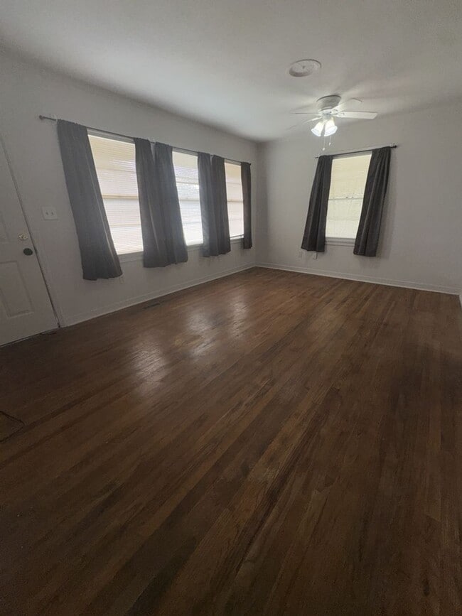 Photo - 4049 Norwood Dr