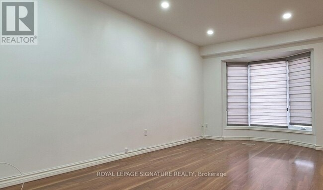 Photo - 1039 Cedarglen Gate