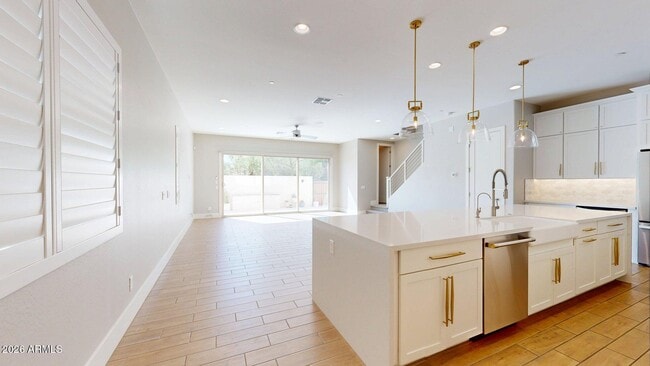 Photo - 23190 N 74th Pl