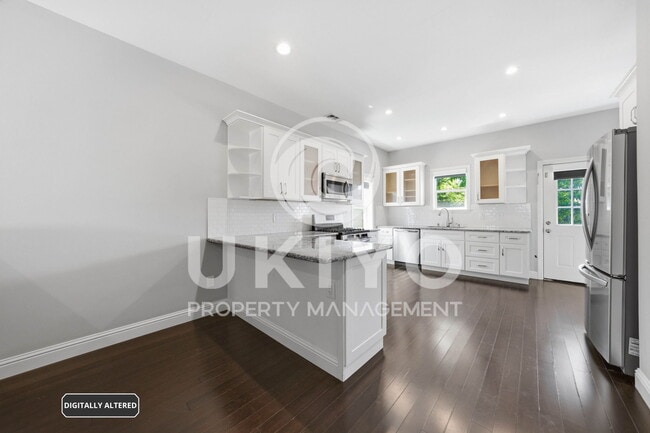 Photo - 1123 30th St