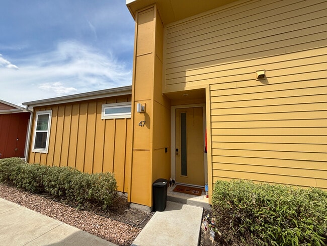 Photo - 151 Rikardson St