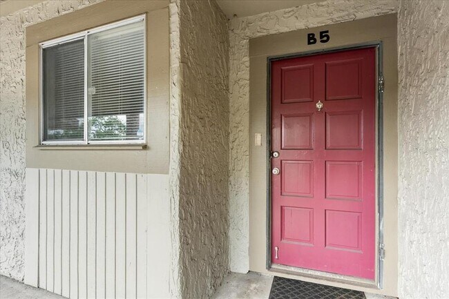 6332 Newtown Cir Unit 32B5
