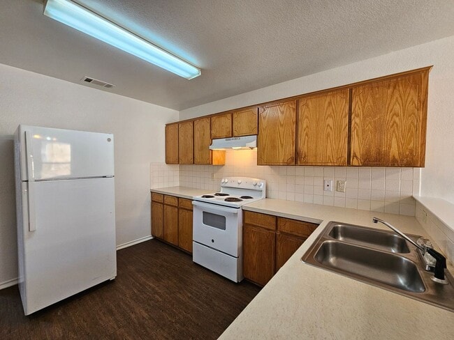 Photo - 3407 Toledo Dr Unit 3407 Toledo Drive - D