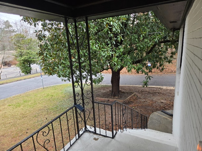 Photo - 175 Holly Rd NW