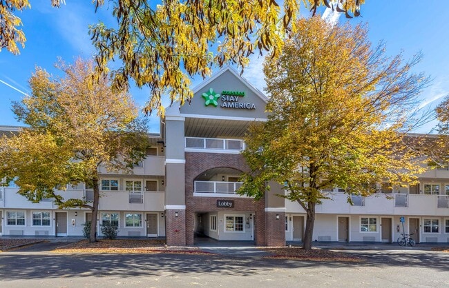 Furnished Studio-Denver - Lakewood South