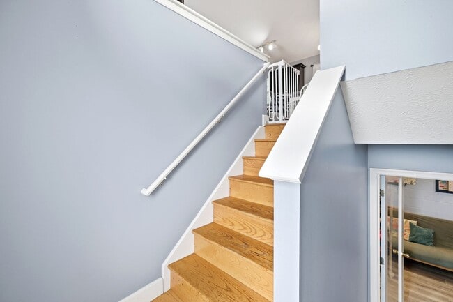 Photo - 209 Greenwood Rd