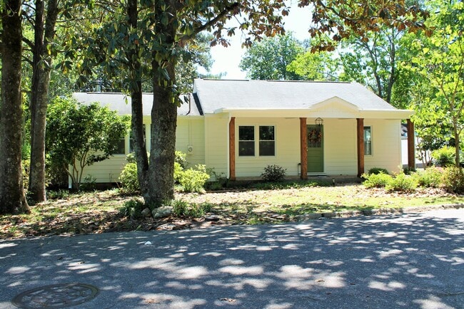 Building Photo - 275 Piney Ln Rental