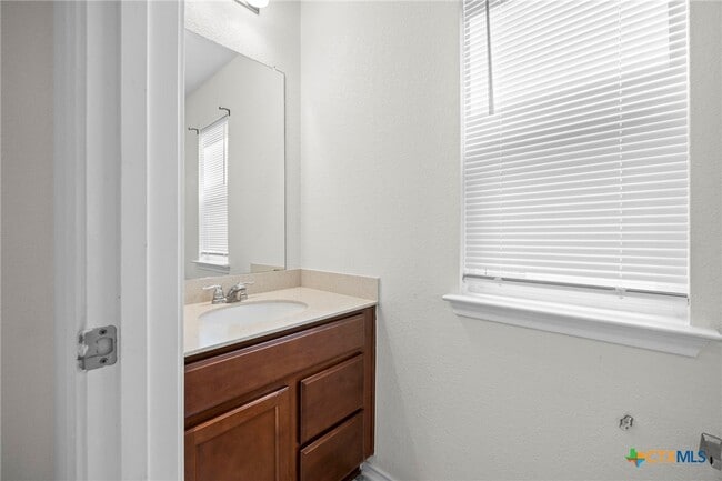 Photo - 14212 James Buchanan St