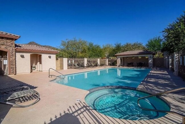 Photo - 7446 W Montgomery Rd